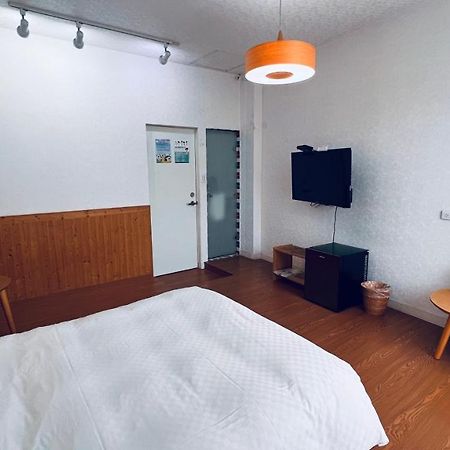 Rainbow Island Apartamento Tainan Exterior foto