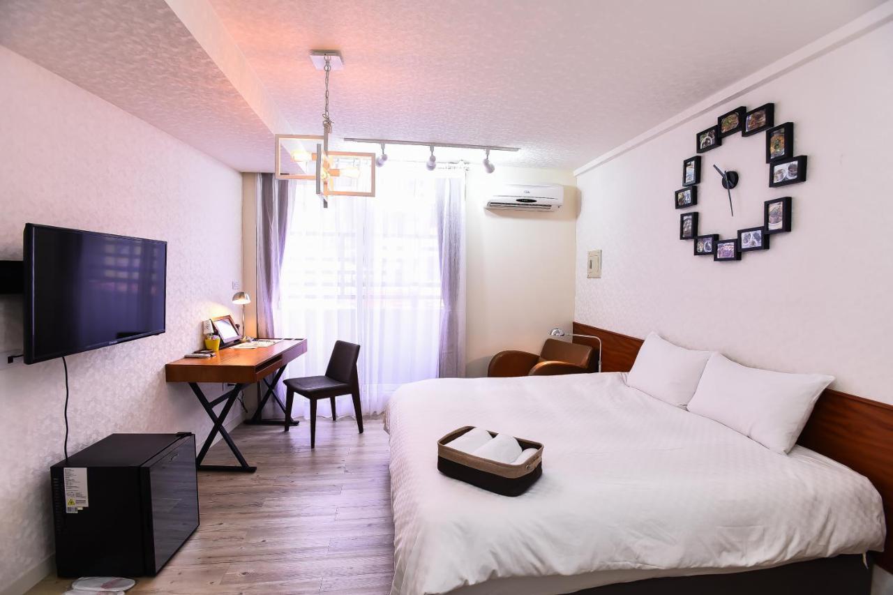 Rainbow Island Apartamento Tainan Exterior foto