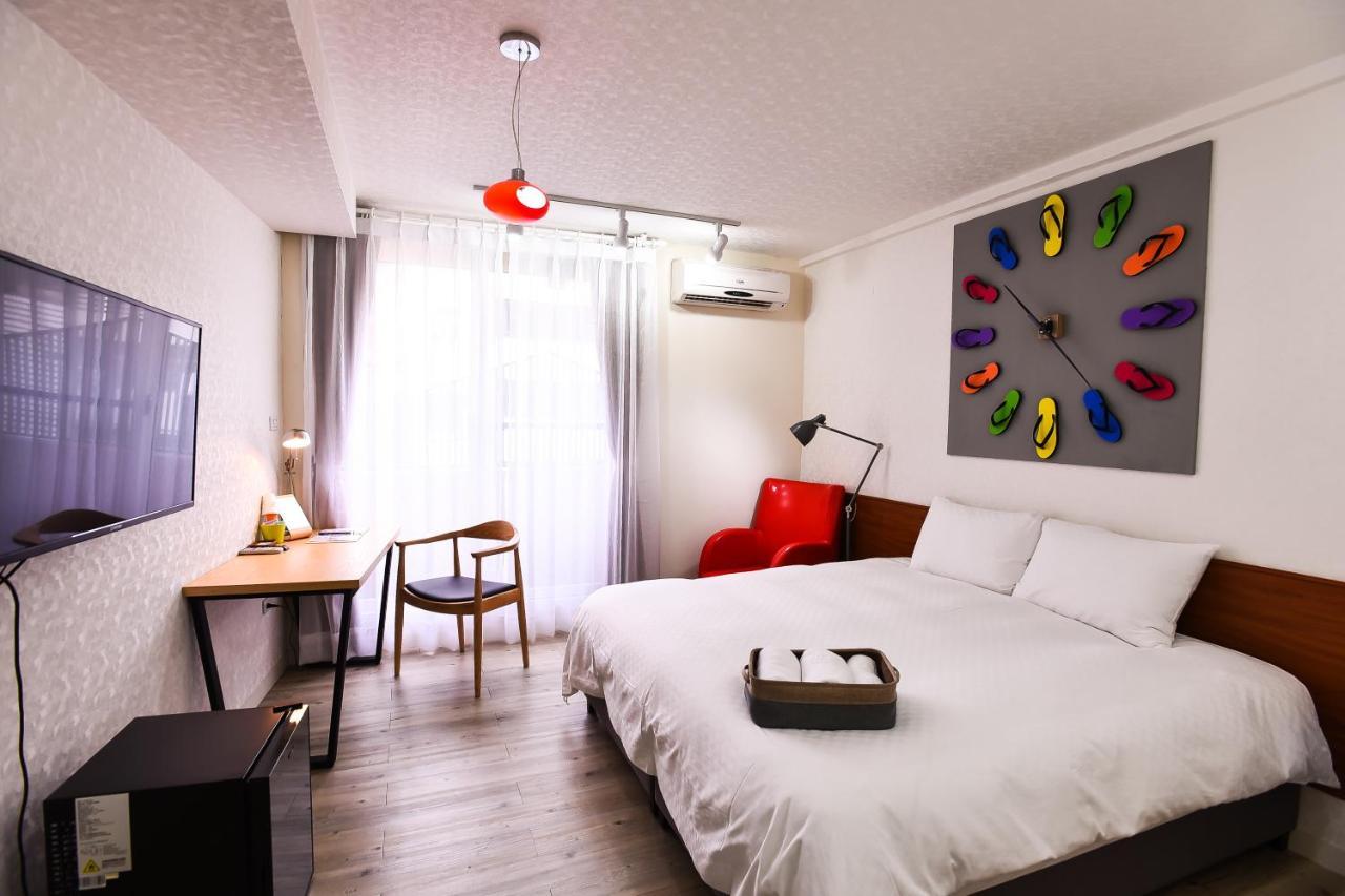 Rainbow Island Apartamento Tainan Exterior foto