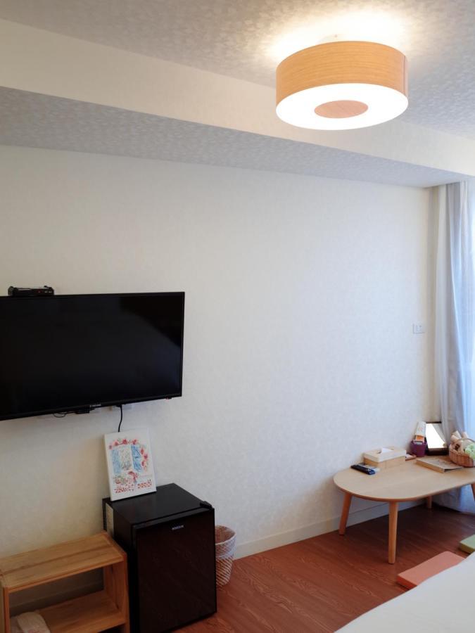 Rainbow Island Apartamento Tainan Exterior foto